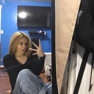 Meet your Posher, Rosalyn